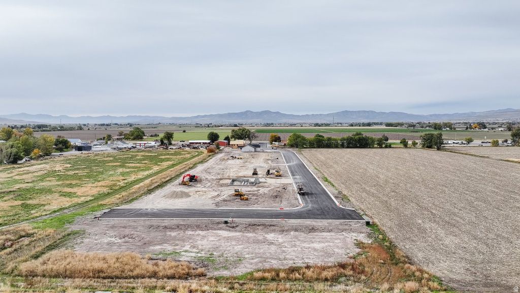 Photo of 5111 W 10100 N #8, Elwood, UT 84337 (MLS # 2138619)