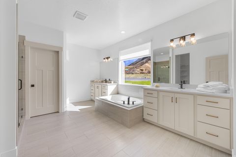 Tiny photo for 2824 S EAGLE DR #09, Spanish Fork, UT 84660 (MLS # 2128887)