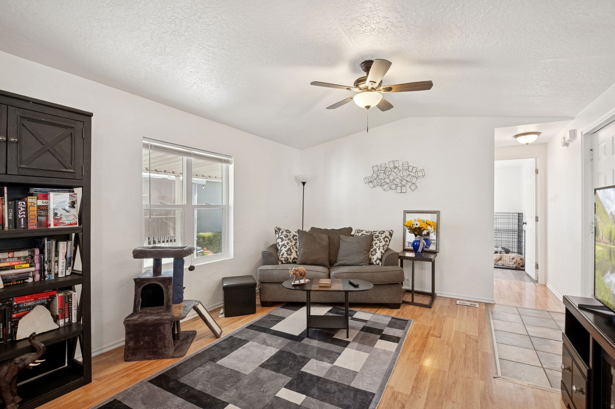 MEADOWS OAKS - Residential