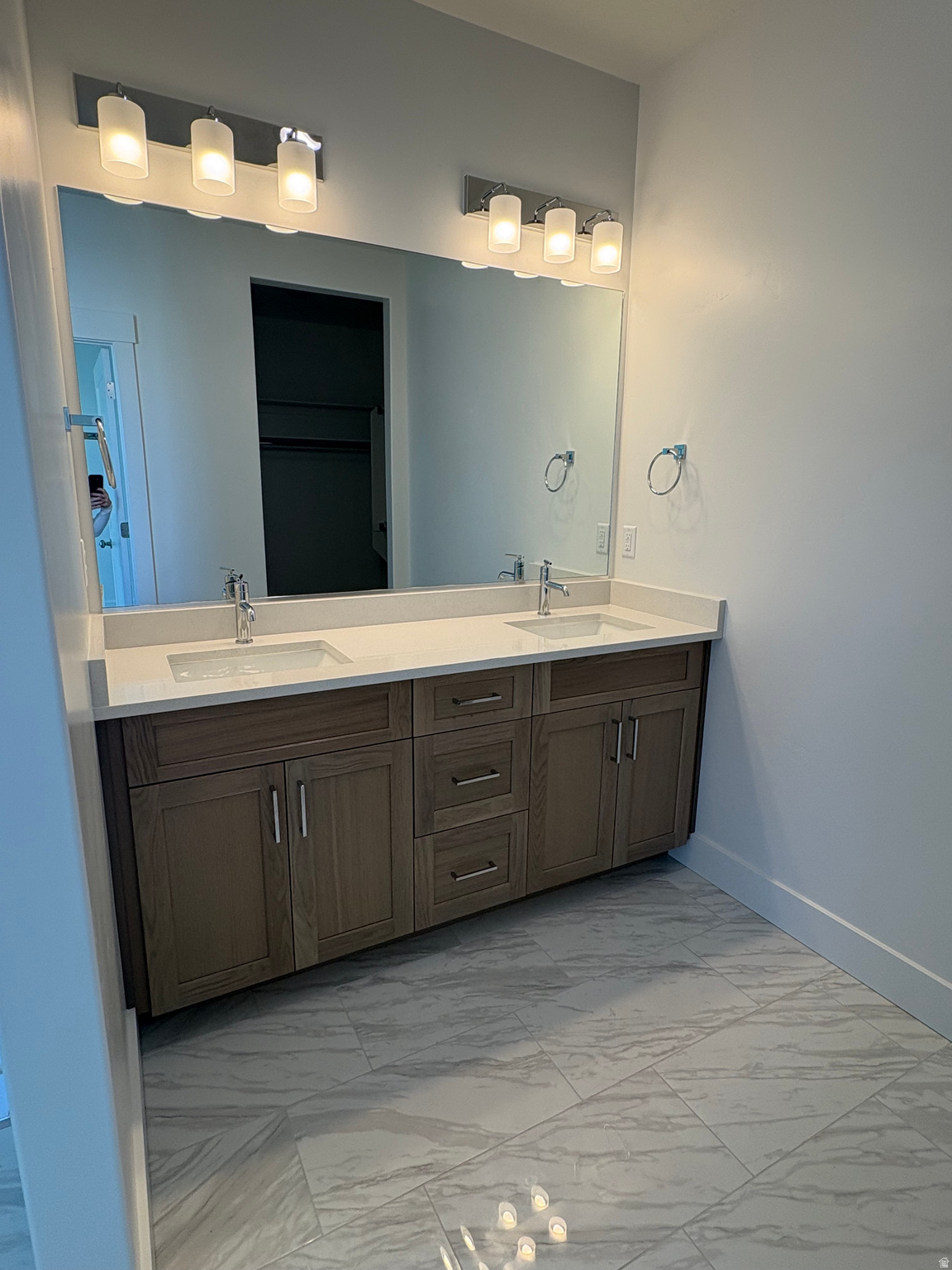 ARCHIBALD ESTATES - Residential