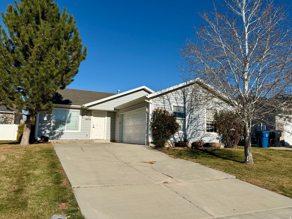 Photo of 1473 E 910 S, Spanish Fork, UT 84660 (MLS # 2128264)