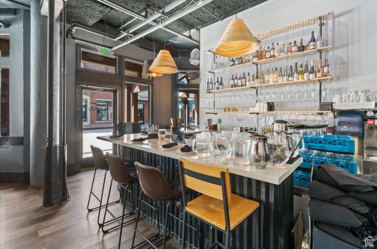 PARK CITY - Commercial Sale