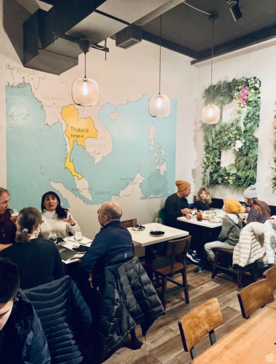 PARK CITY - Commercial Sale