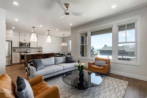 Tiny photo for 11691 N SHORELINE DR, Hideout, UT 84036 (MLS # 2127325)