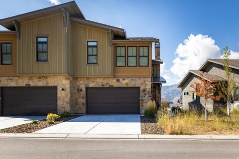 Tiny photo for 11691 N SHORELINE DR, Hideout, UT 84036 (MLS # 2127325)