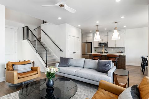 Tiny photo for 11691 N SHORELINE DR, Hideout, UT 84036 (MLS # 2127325)