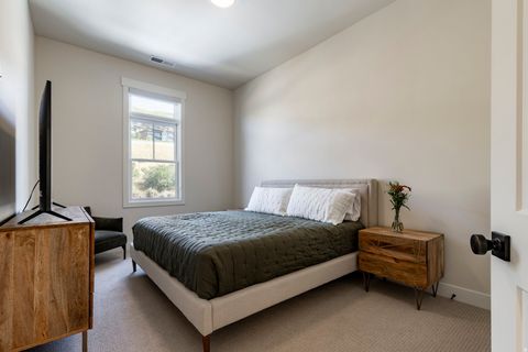 Tiny photo for 11691 N SHORELINE DR, Hideout, UT 84036 (MLS # 2127325)