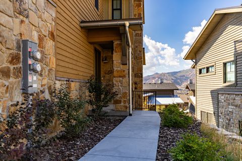 Tiny photo for 11691 N SHORELINE DR, Hideout, UT 84036 (MLS # 2127325)