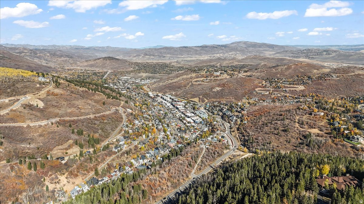 ONTARIO LODGE - Residential