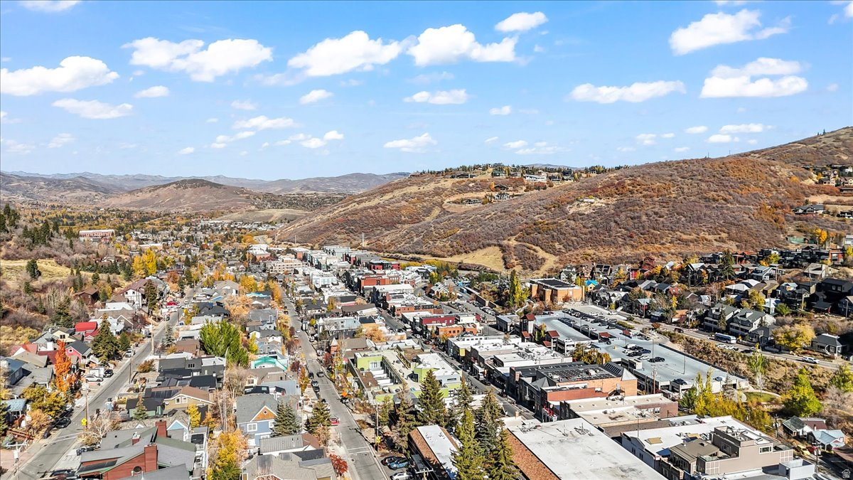 ONTARIO LODGE - Residential