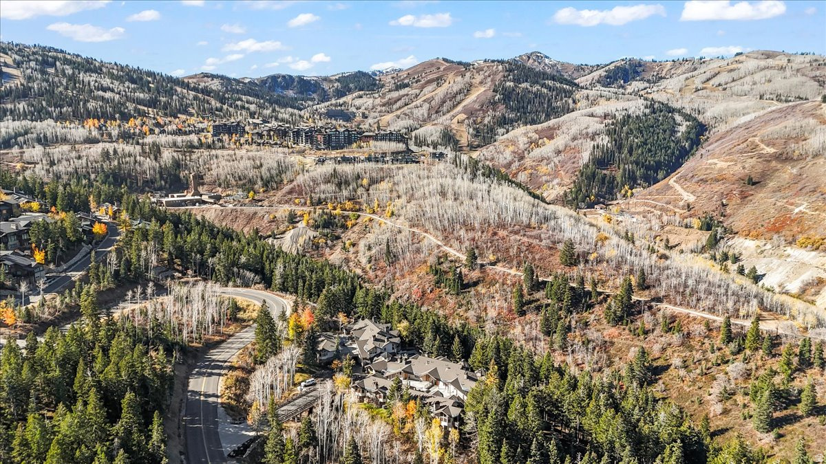 ONTARIO LODGE - Residential