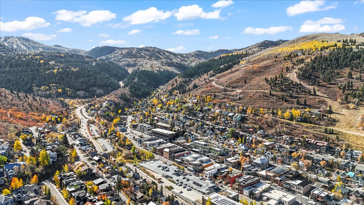 ONTARIO LODGE - Residential