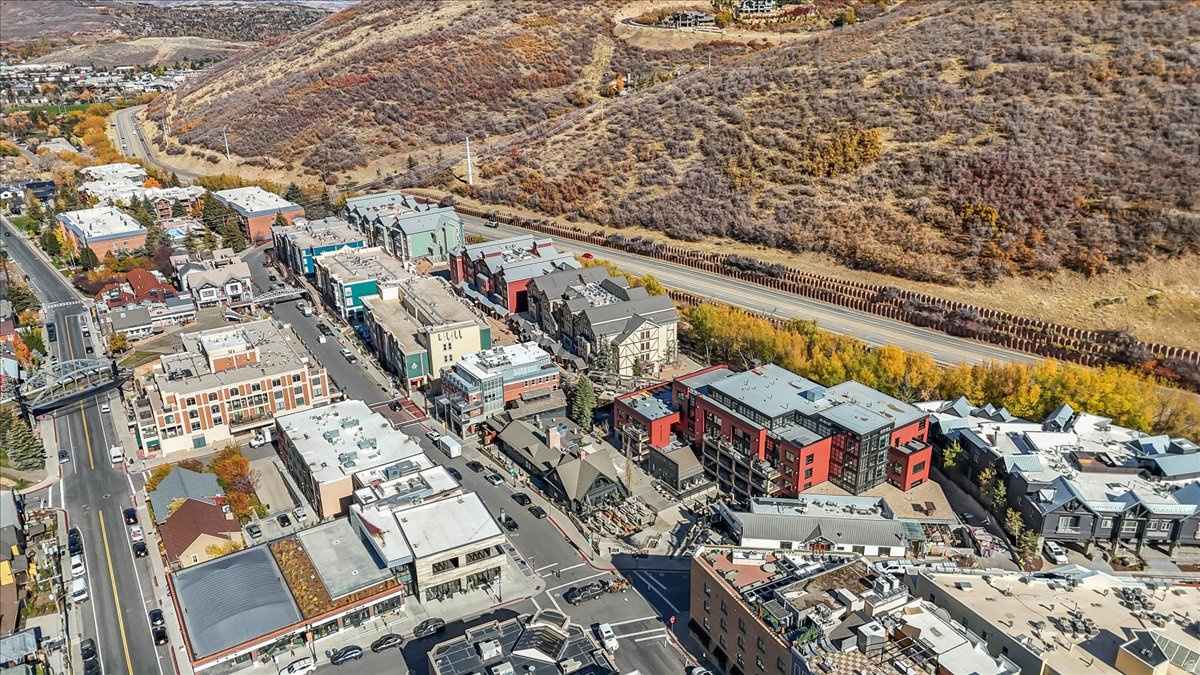 ONTARIO LODGE - Residential