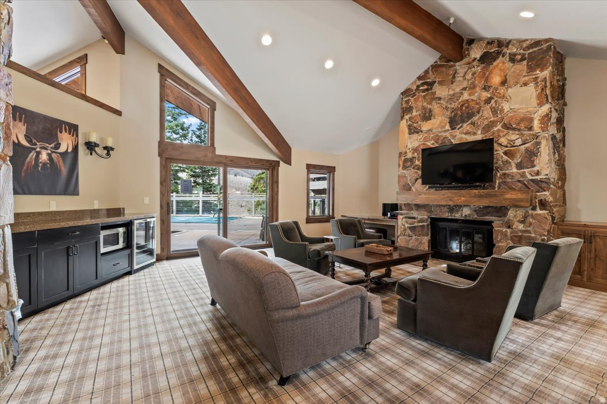 ONTARIO LODGE - Residential