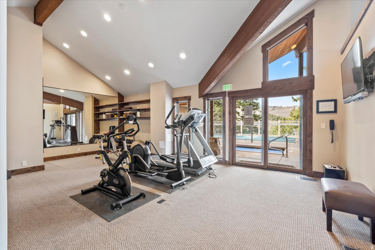 ONTARIO LODGE - Residential