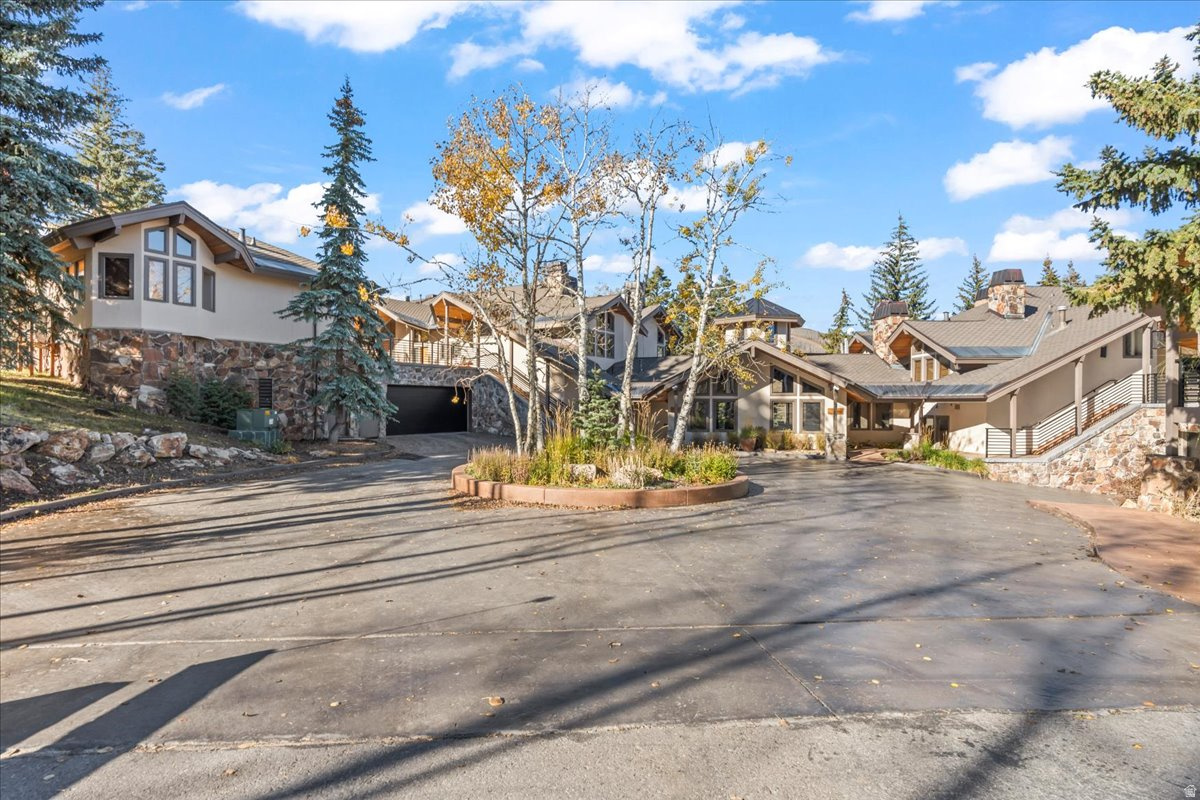 ONTARIO LODGE - Residential