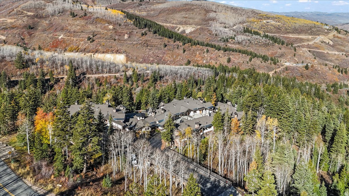 ONTARIO LODGE - Residential