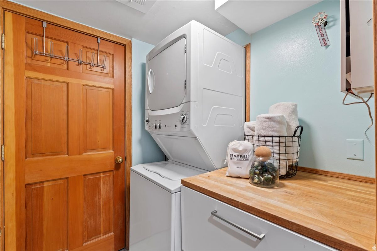 ONTARIO LODGE - Residential