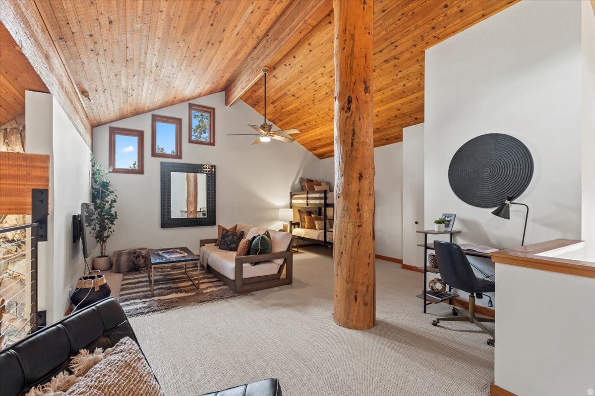 ONTARIO LODGE - Residential