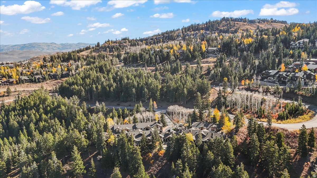 ONTARIO LODGE - Residential