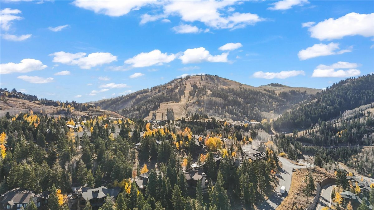ONTARIO LODGE - Residential