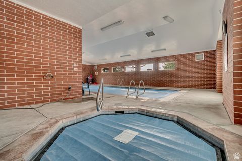 Tiny photo for 1673 W PEACEFUL CIR, South Jordan, UT 84095 (MLS # 2118116)