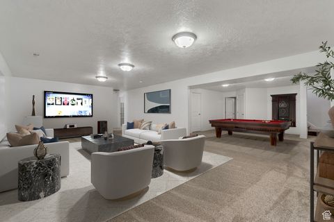 Tiny photo for 1673 W PEACEFUL CIR, South Jordan, UT 84095 (MLS # 2118116)