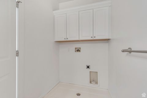 Tiny photo for 1673 W PEACEFUL CIR, South Jordan, UT 84095 (MLS # 2118116)