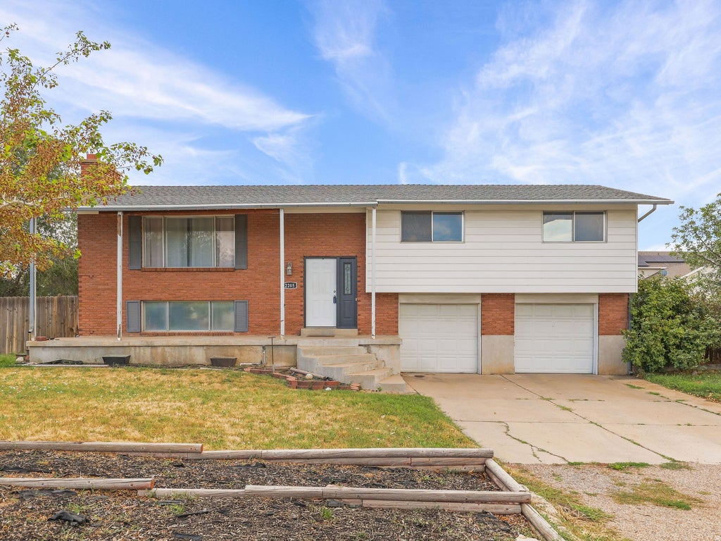 Photo of 2205 S MAIN ST, Clearfield, UT 84015 (MLS # 2182131)