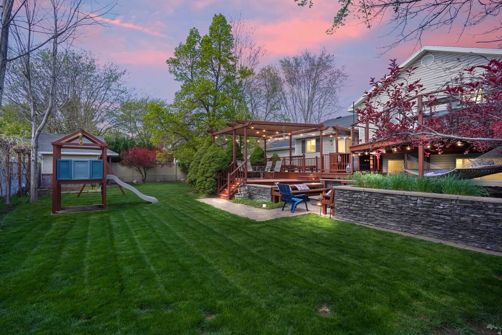 Photo of 1589 W PLUM CREEK DR S, West Jordan, UT 84088 (MLS # 2150842)