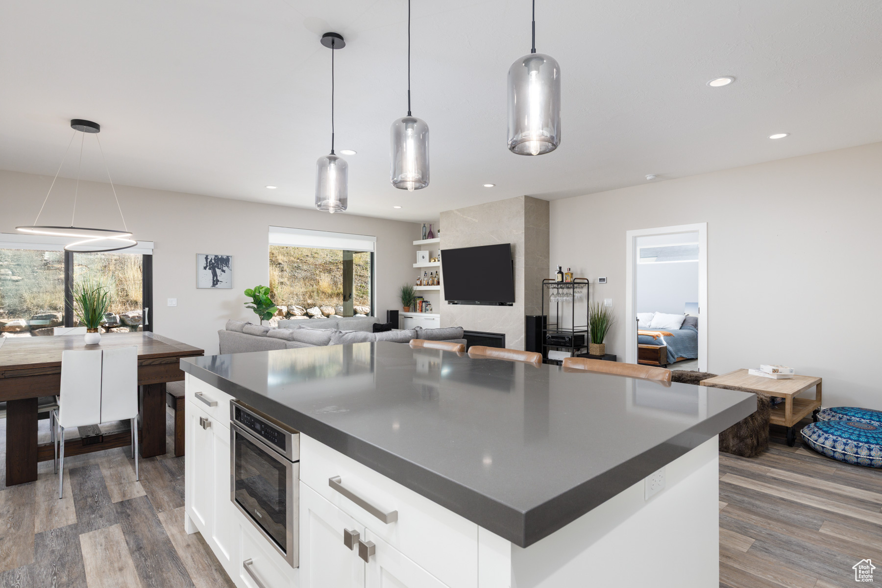 TRAPPERS RIDGE - Residential