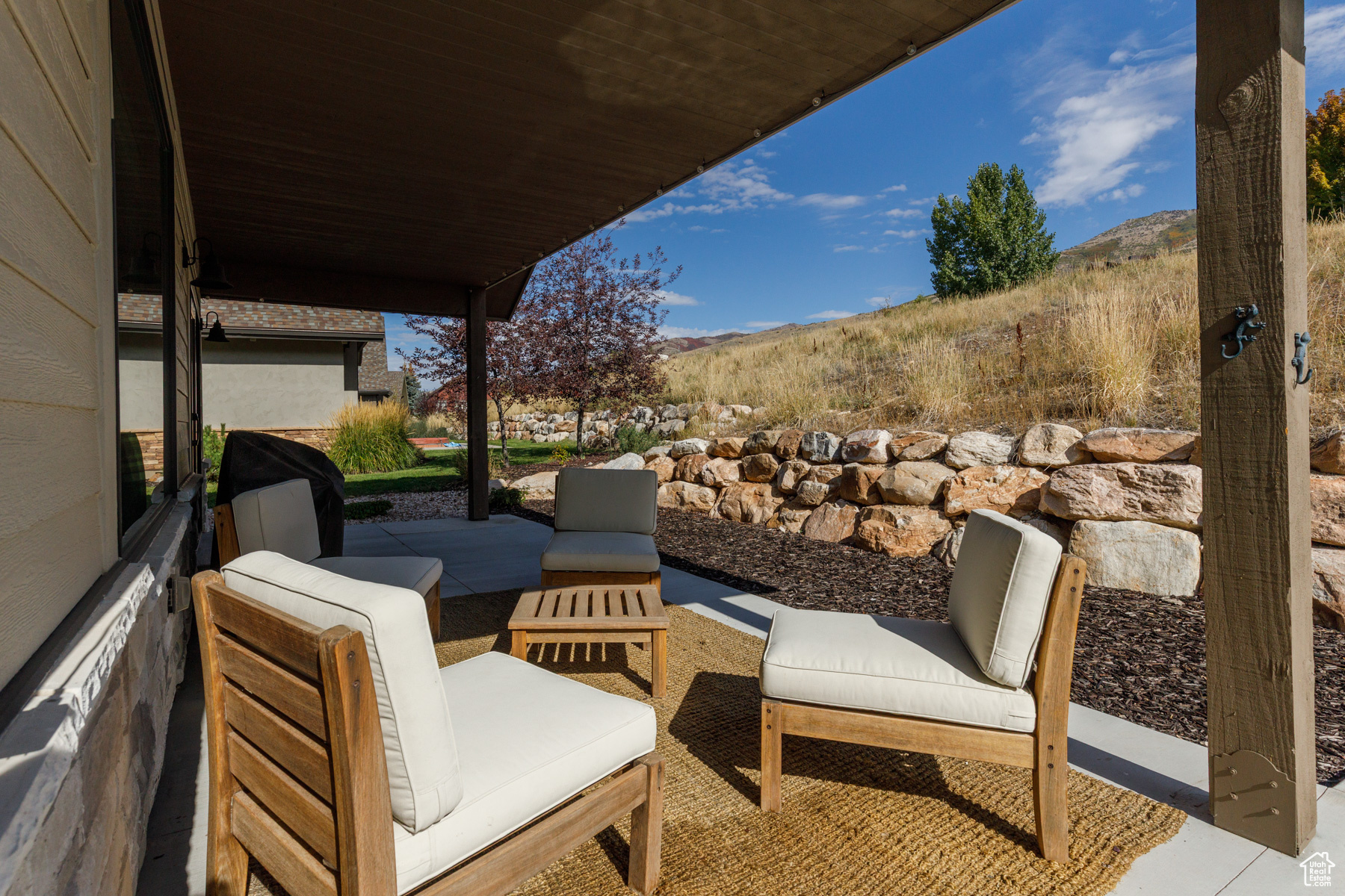 TRAPPERS RIDGE - Residential