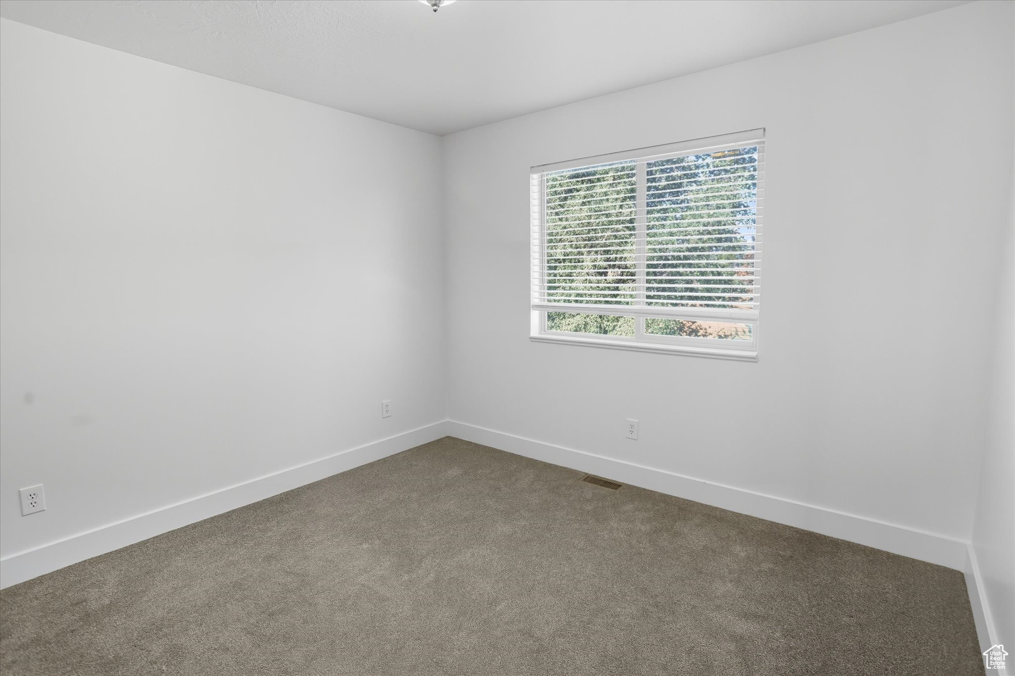 QUINN COURT - Residential Income