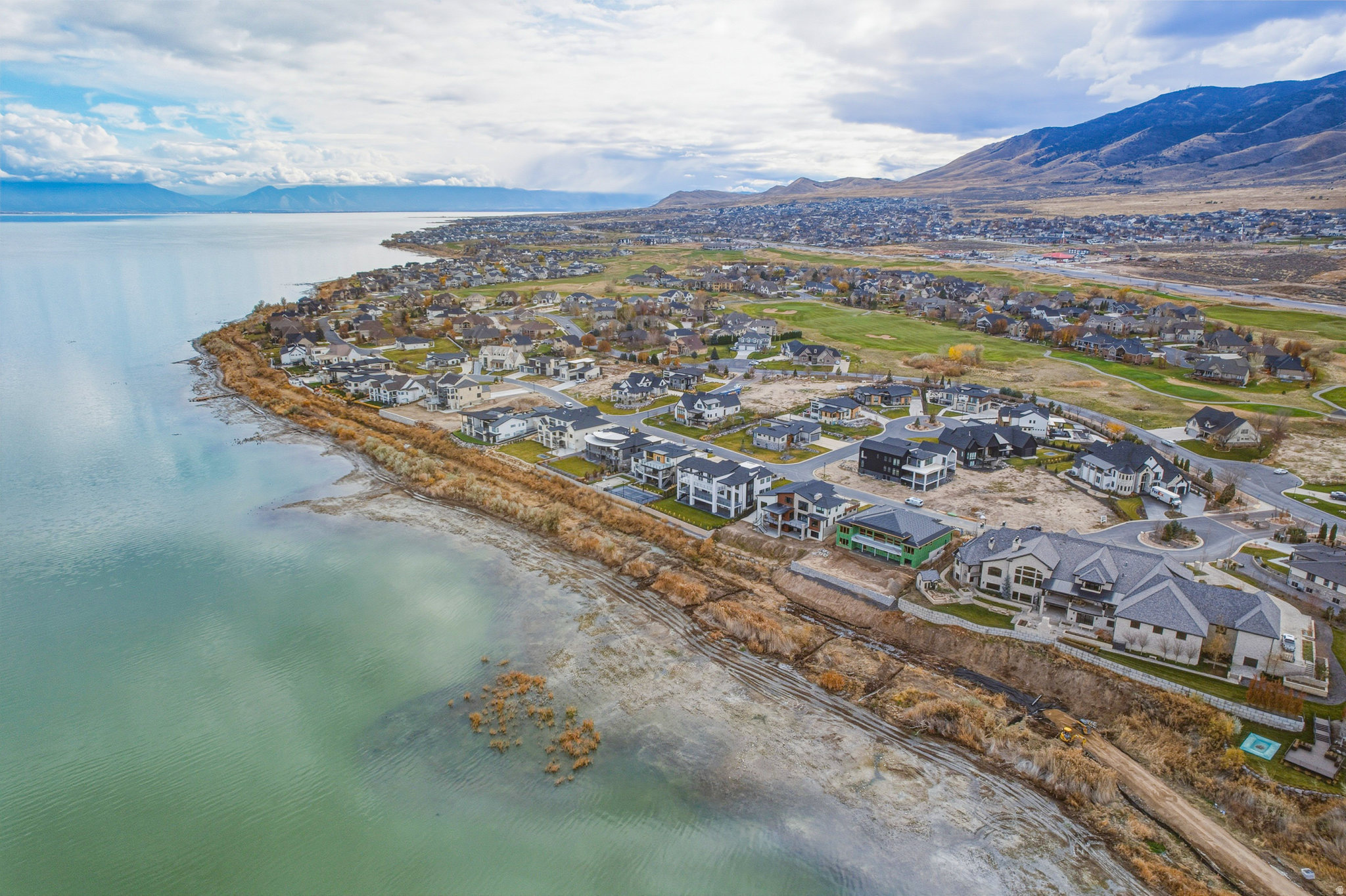 WILTSHIRE ESTATES - Residential