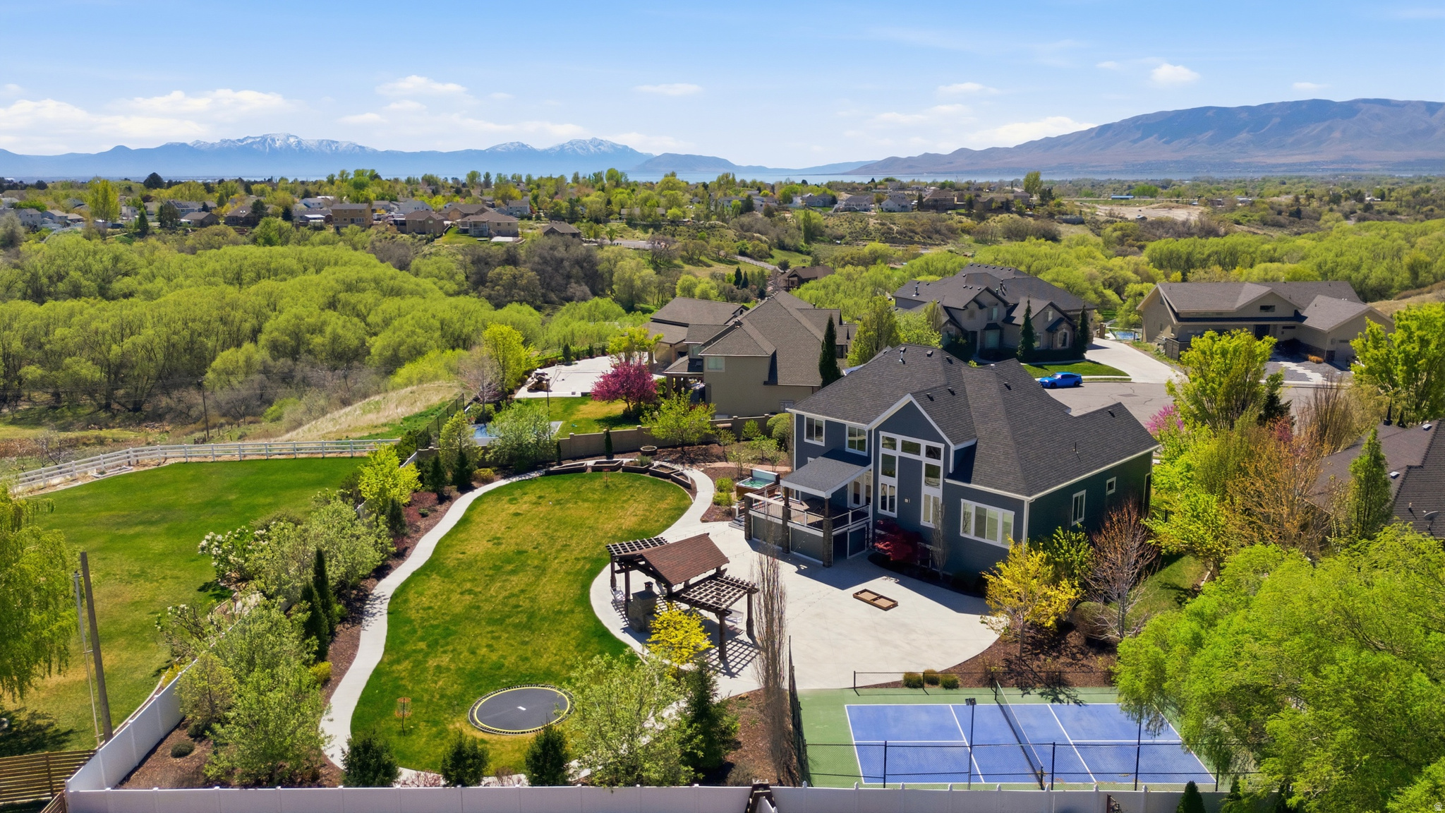 UTAH HIGHLANDS - Residential