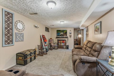 Tiny photo for 372 E 3250 N, North Ogden, UT 84414 (MLS # 2152364)