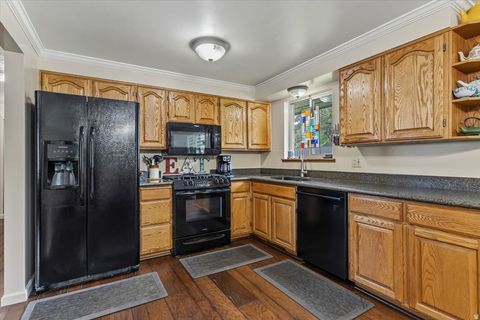 Tiny photo for 372 E 3250 N, North Ogden, UT 84414 (MLS # 2152364)