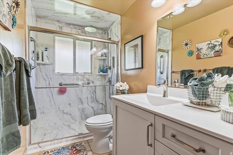 Tiny photo for 372 E 3250 N, North Ogden, UT 84414 (MLS # 2152364)