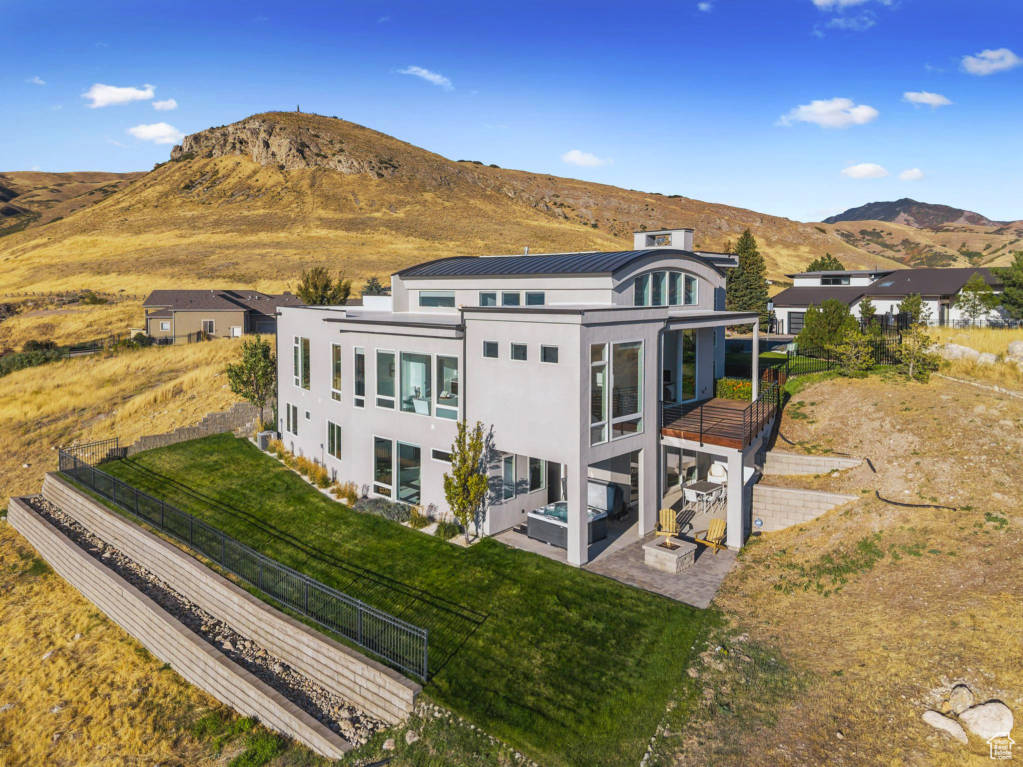 CAPITOL HILLS - Residential