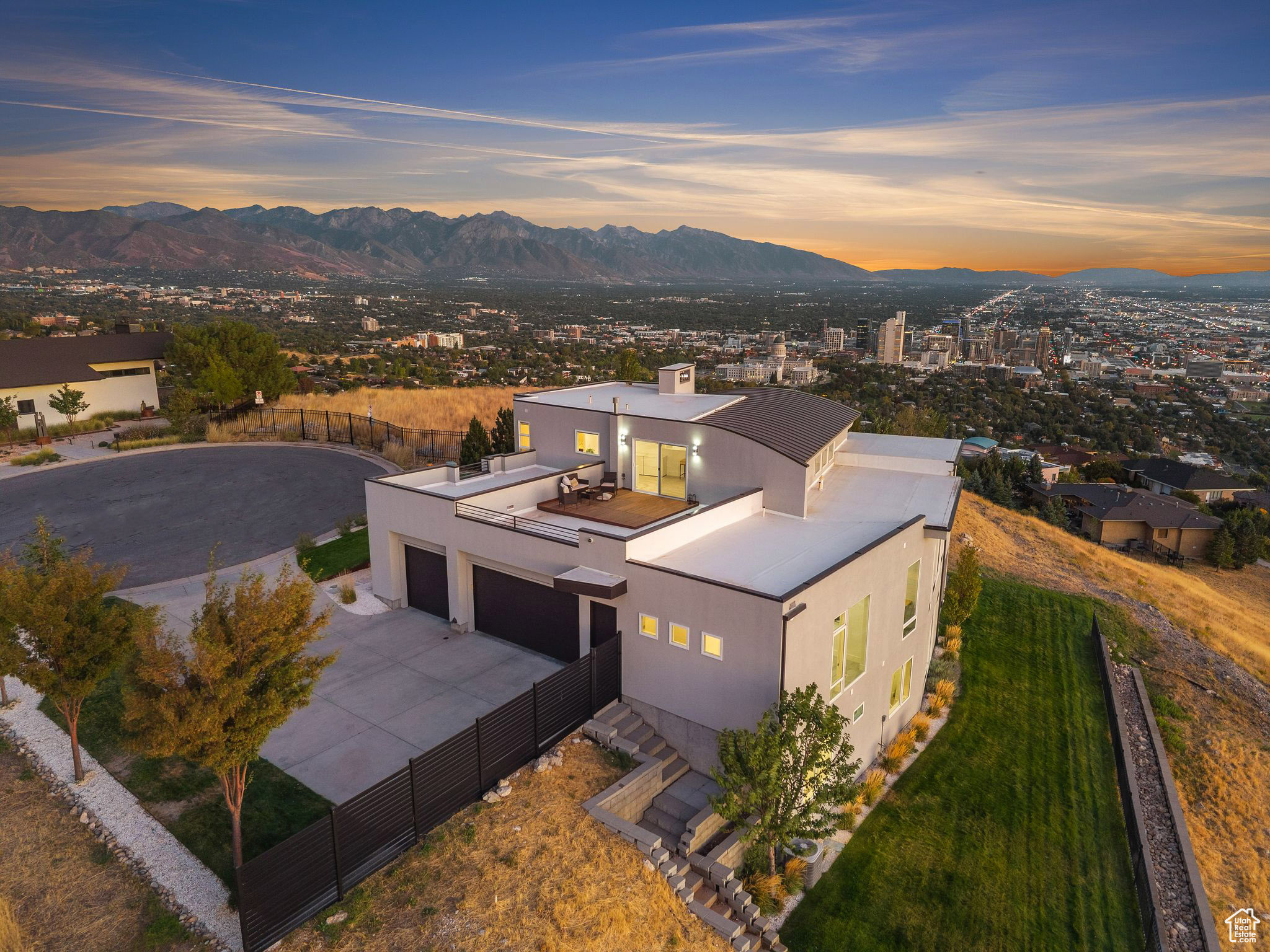 CAPITOL HILLS - Residential