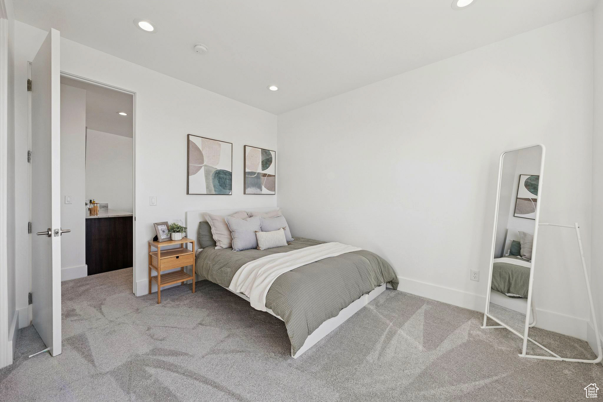 CAPITOL HILLS - Residential