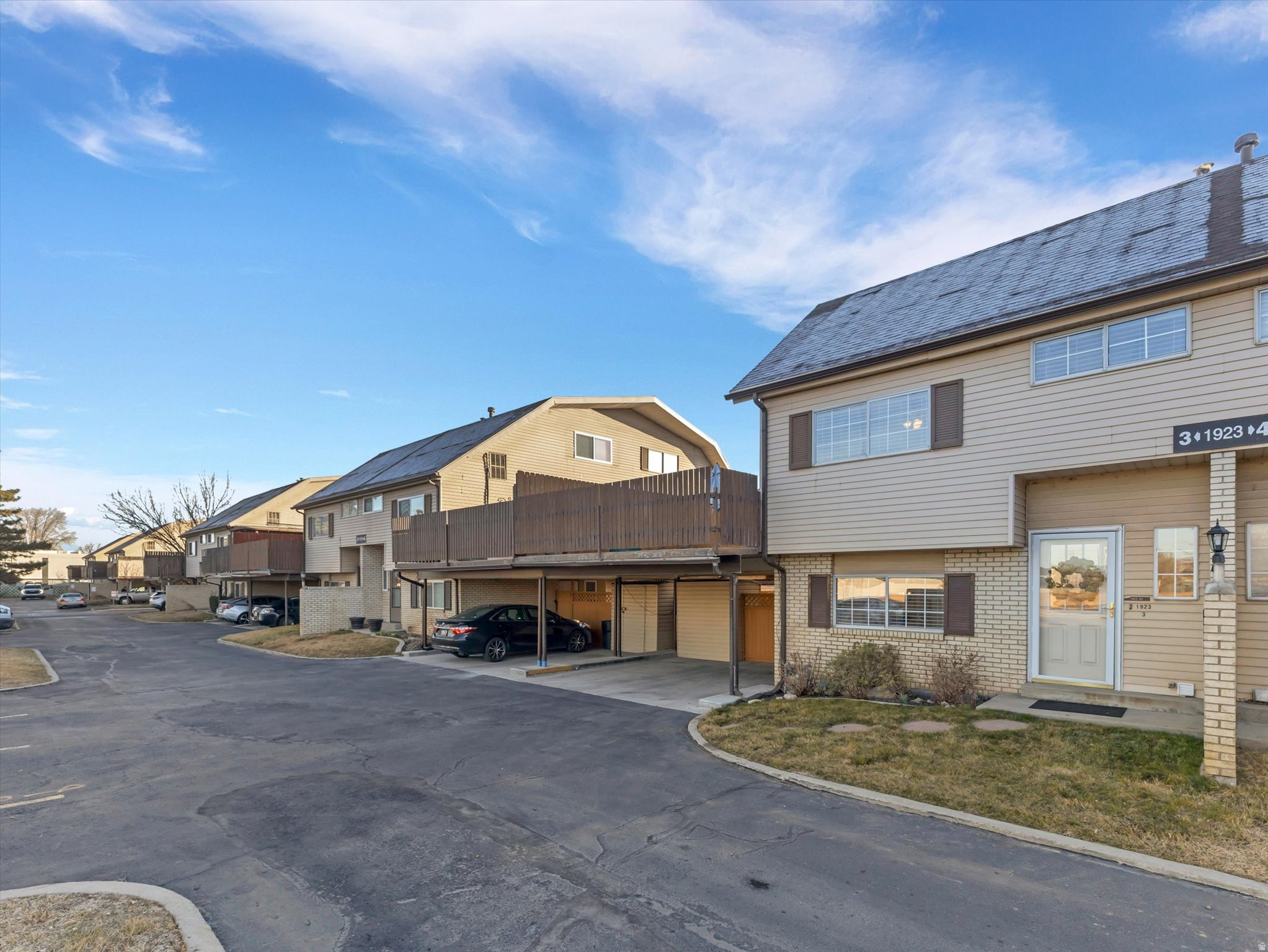 HOMESTEAD FARMS - Residential