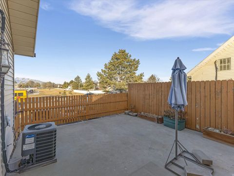Tiny photo for 1923 W HOMESTEAD FARMS LN S #3, West Valley City, UT 84119 (MLS # 2135380)