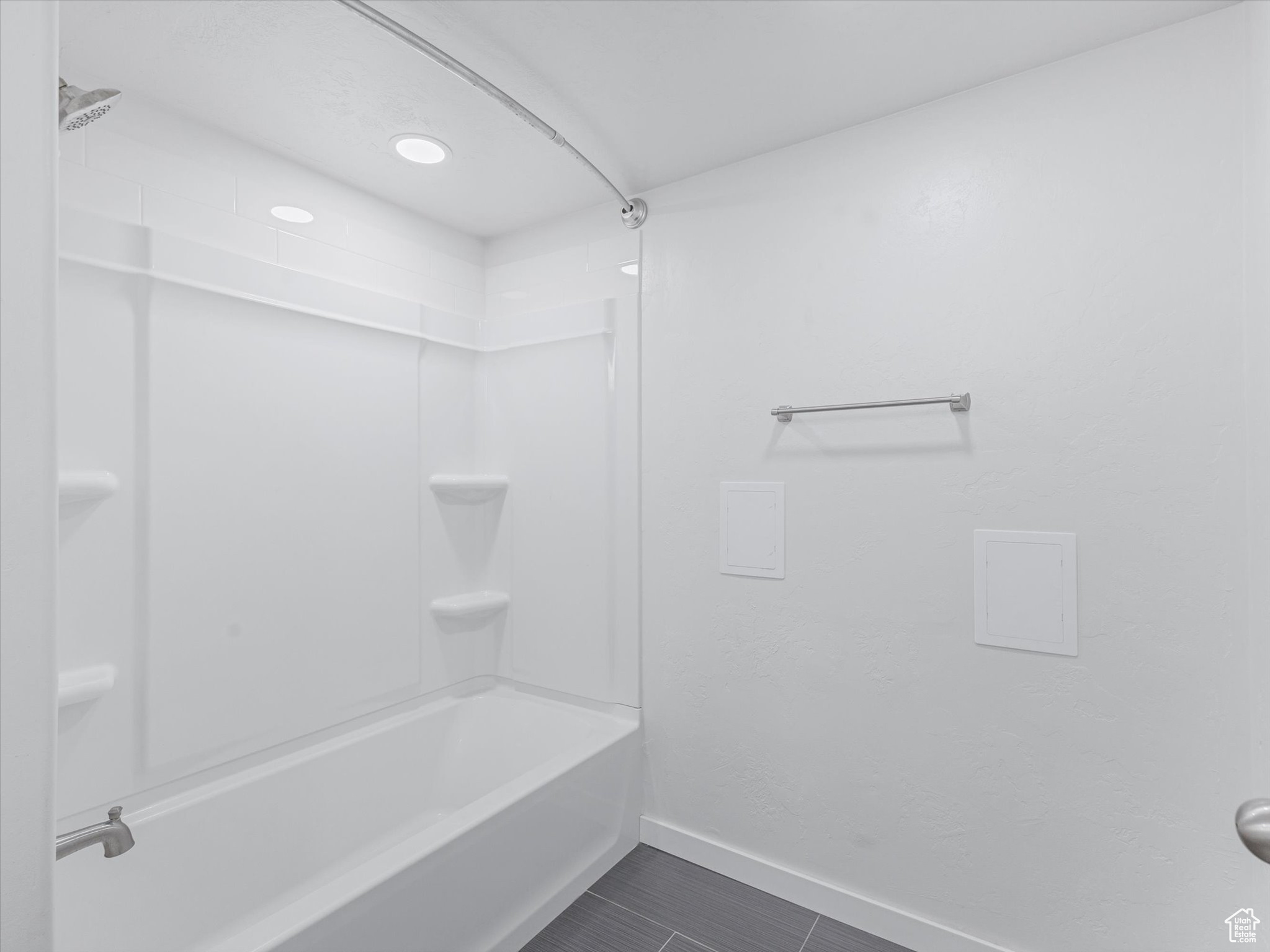 PAUL SUB - Residential