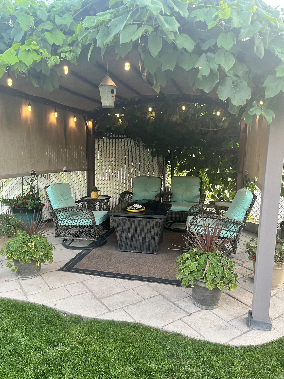 APPLE TERRACES - Residential