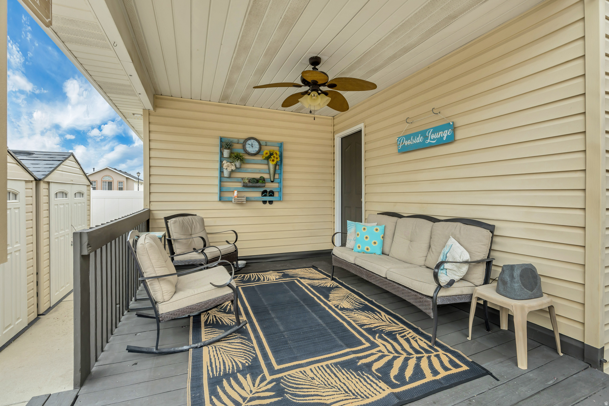 APPLE TERRACES - Residential