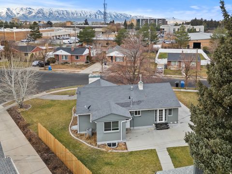 Tiny photo for 820 HILLCREST AVE, Logan, UT 84321 (MLS # 2126029)