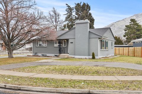 Tiny photo for 820 HILLCREST AVE, Logan, UT 84321 (MLS # 2126029)