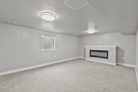 Tiny photo for 820 HILLCREST AVE, Logan, UT 84321 (MLS # 2126029)