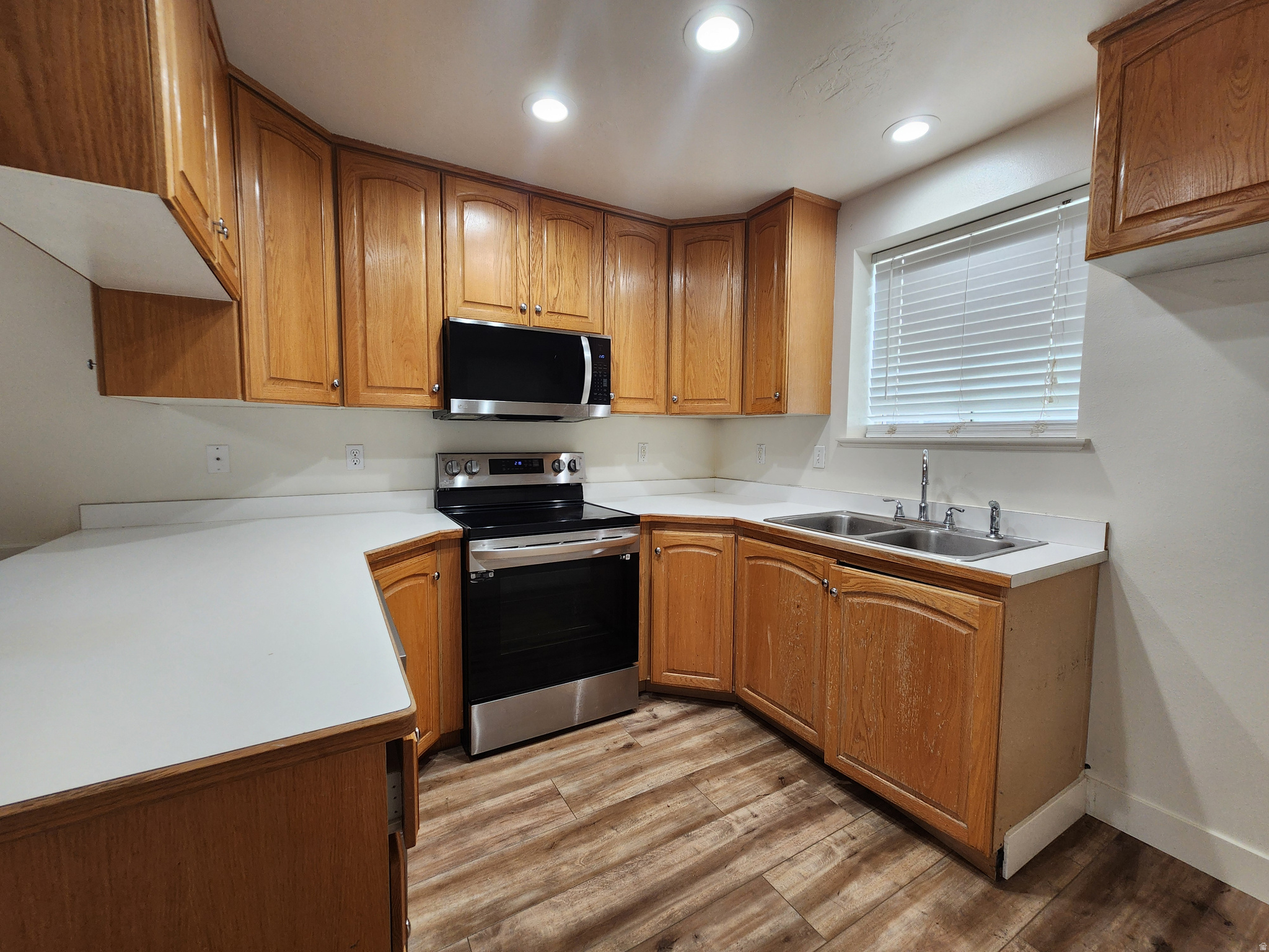 TIMES SQUARE CONDO - Residential